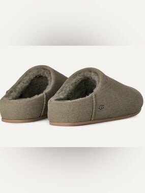 Ugg Elea Slip On